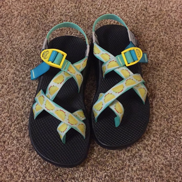 chaco shoes taco s poshmark